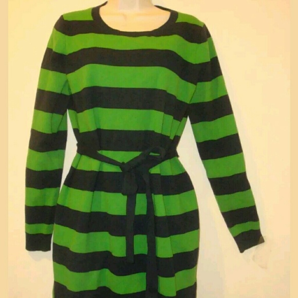 Vineyard Vines Dresses & Skirts - Vineyard Vines Dress Knit Dress Striped Size L